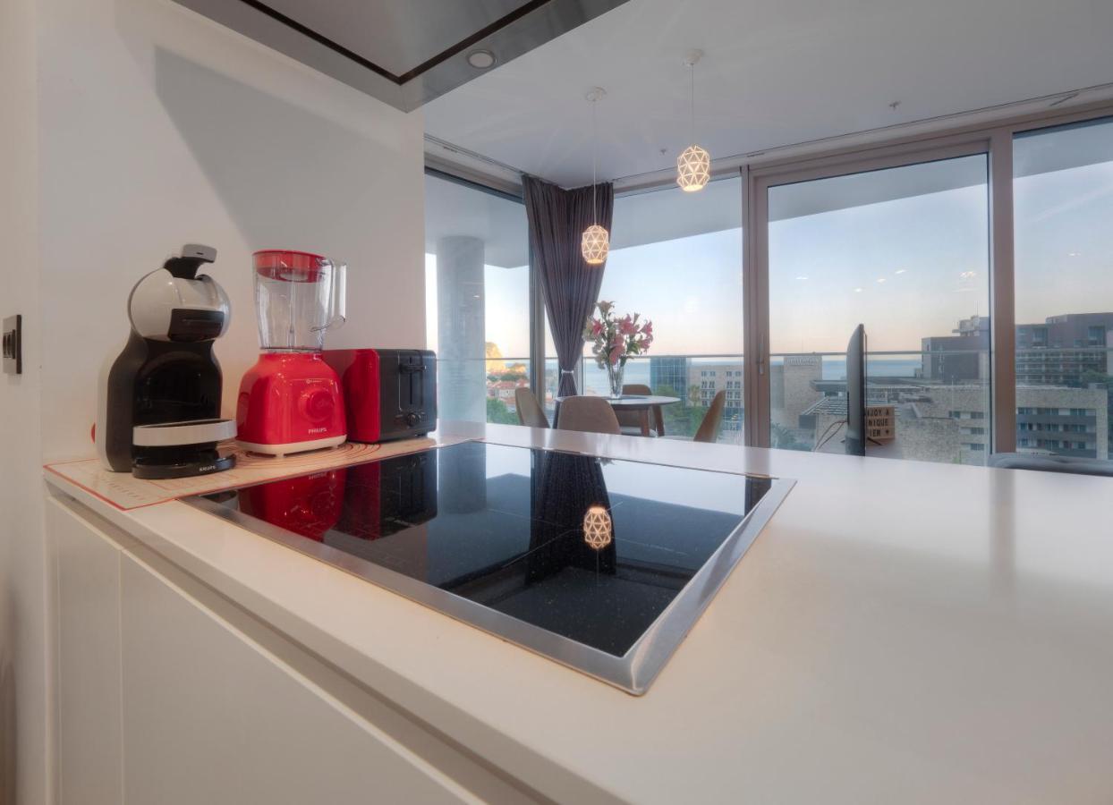 Superior One Bedroom With Sea & Old Town View Apartment