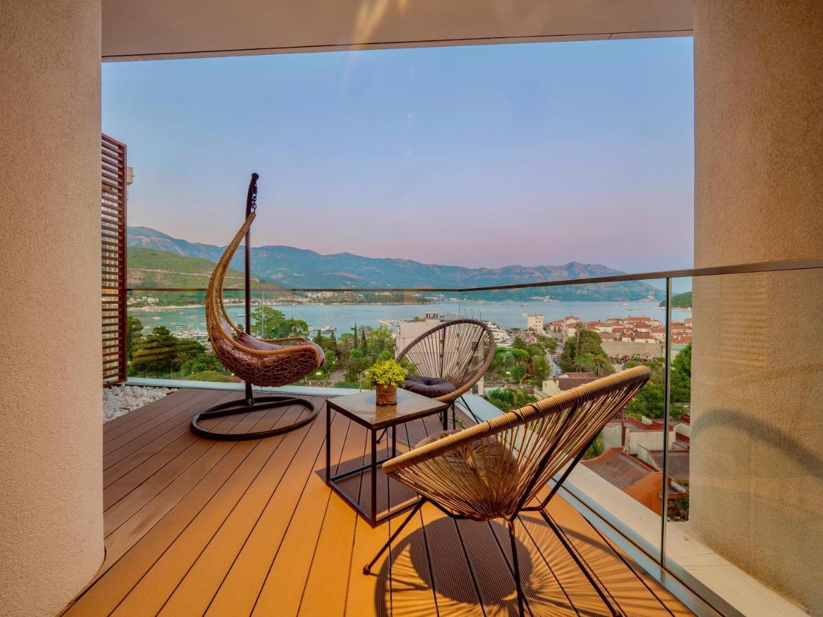 Apartment Superior One Bedroom With Sea & Old Town View