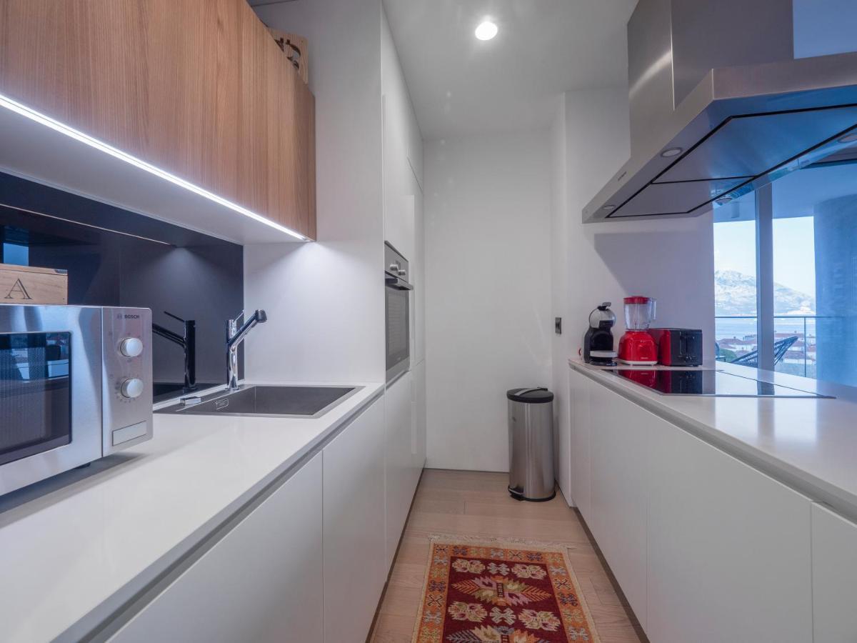 Superior One Bedroom With Sea & Old Town View Apartment